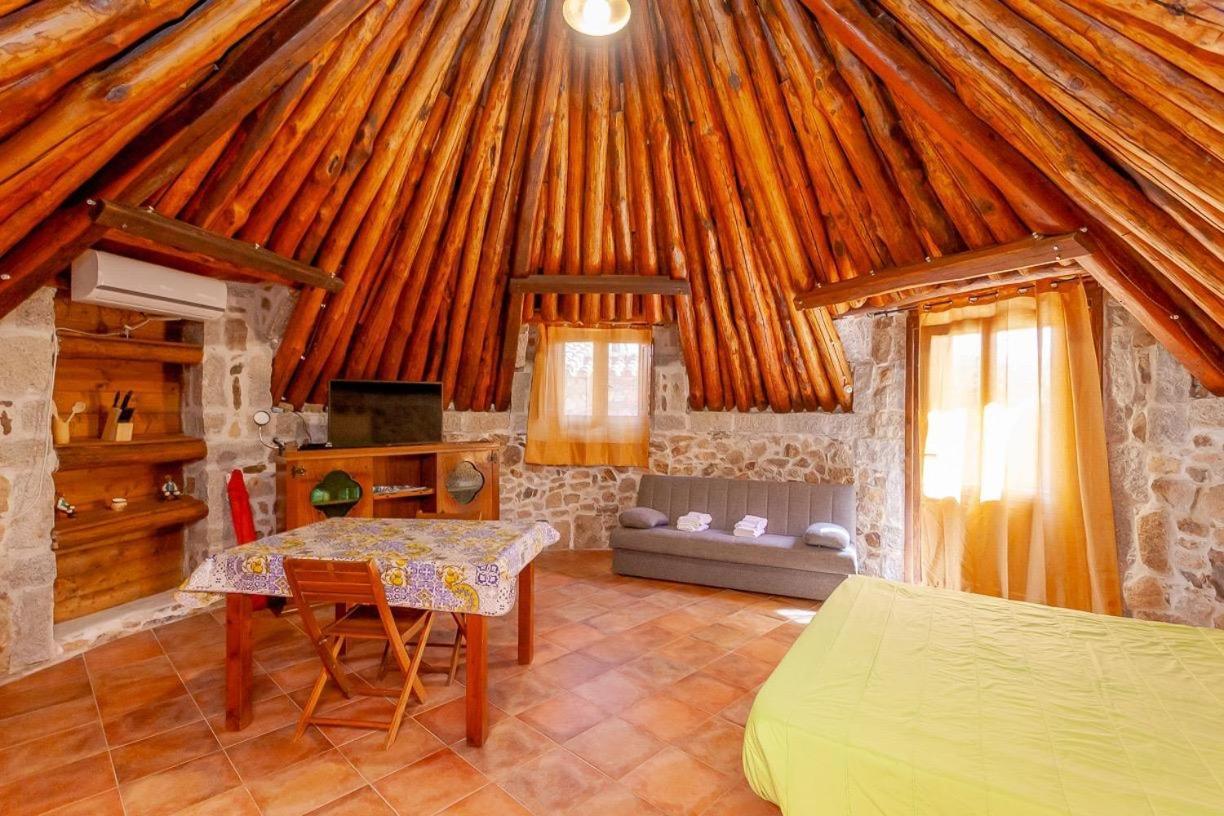 B&B Pettirosso Garden San Teodoro  Eksteriør bilde
